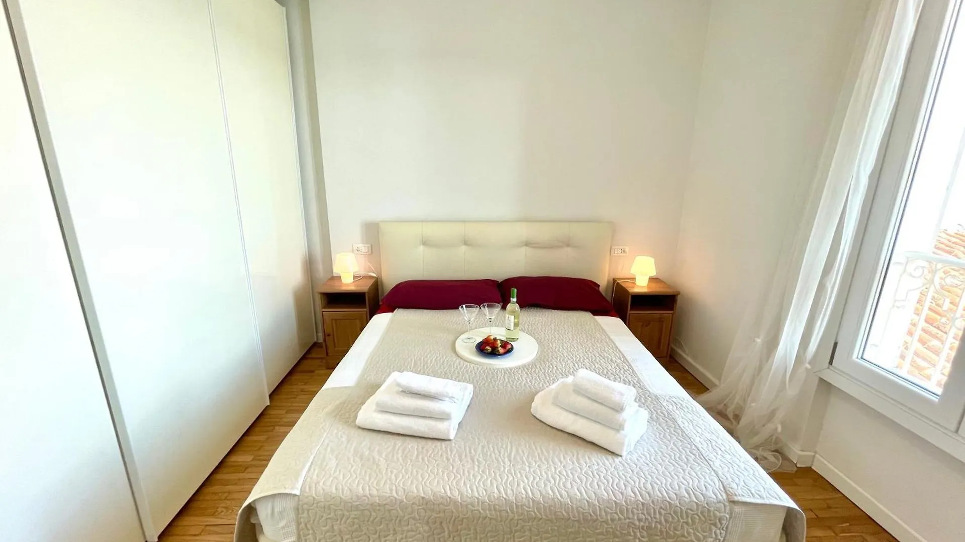 Apartment D1Mora Riva Serena - On The Gardone Lake Promenade Gardone Riviera